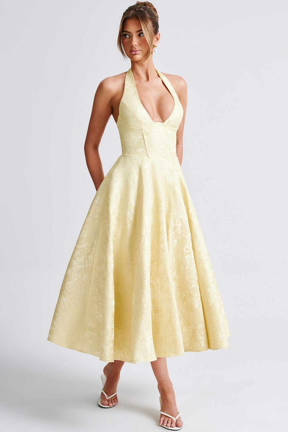 Gabrielle™ - Robe midi à col halter et jupe évasée