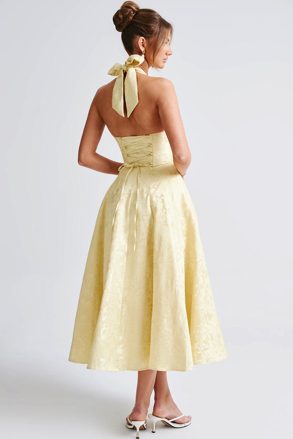 Gabrielle™ - Robe midi à col halter et jupe évasée