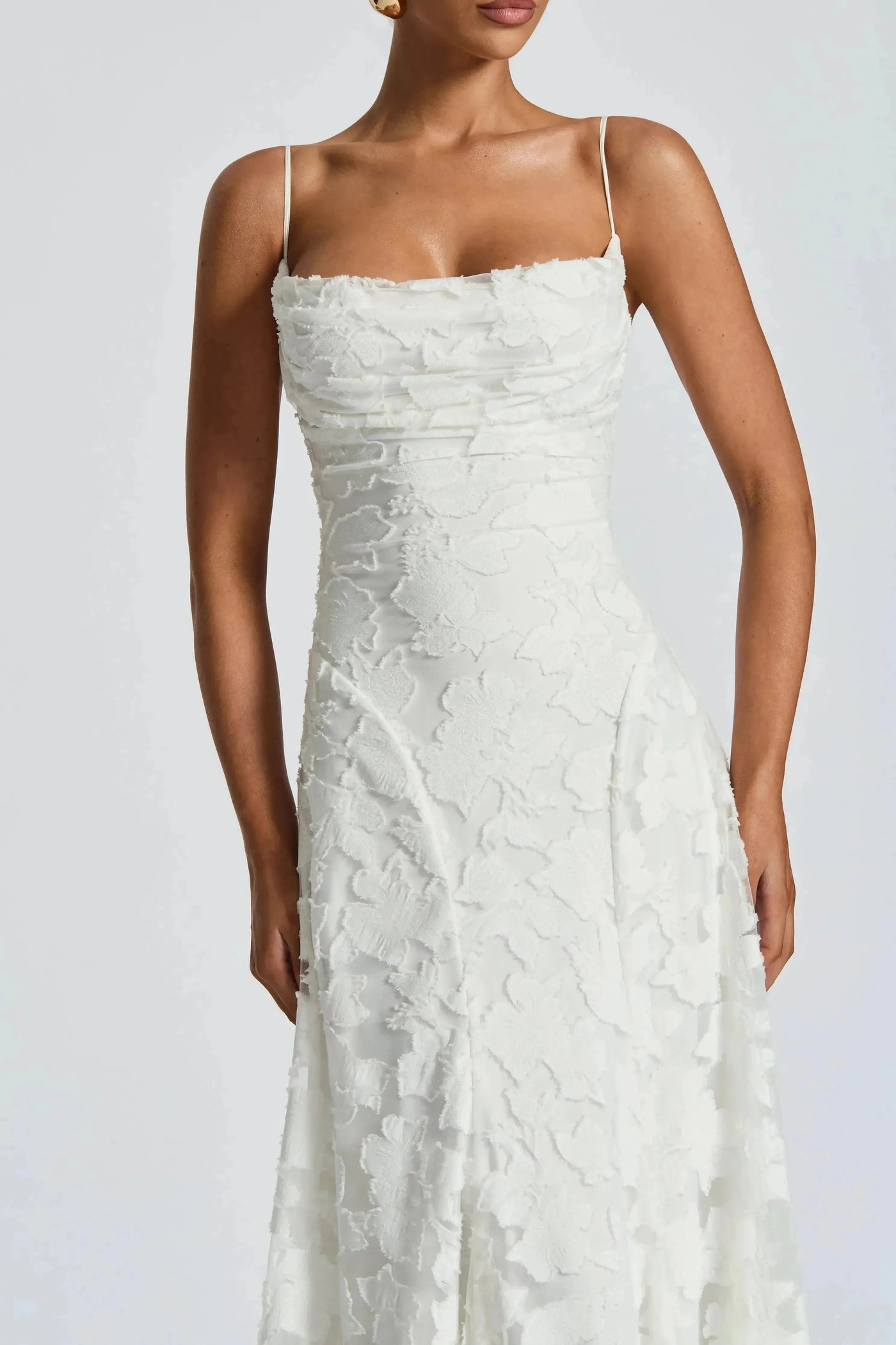 Amélie™ - Robe longue à fines bretelles et texture florale