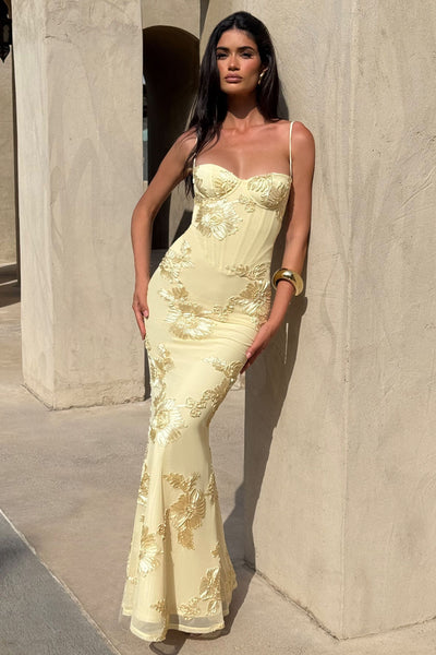 Béatrice™ - Robe longue à bretelles et détails floraux