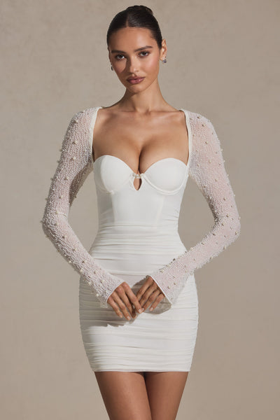 Annabella™ - Robe courte blanche ornée de perles