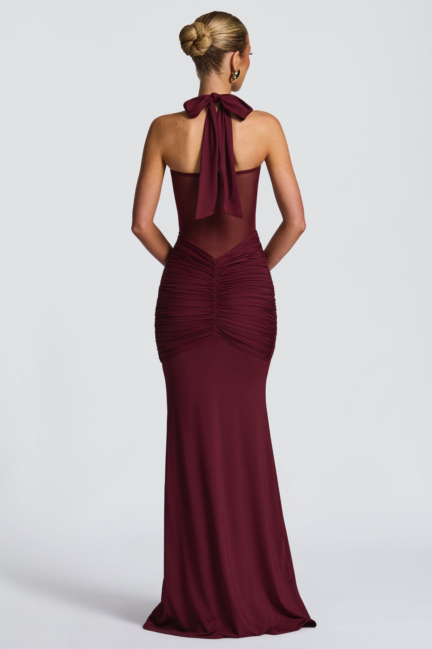 Ariana™ - Robe longue élégante à col halter